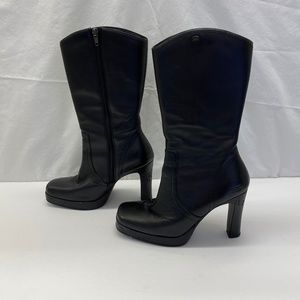 Black Leather boots Size: 6